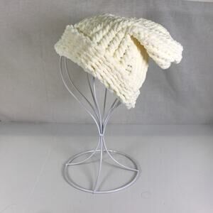 NWT Handmade Chunky Knitted Cream Textured Kid Teen Slouchy Beanie